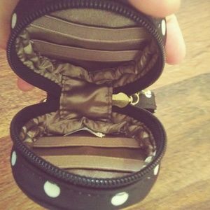 Jujube dutchess print paci pod